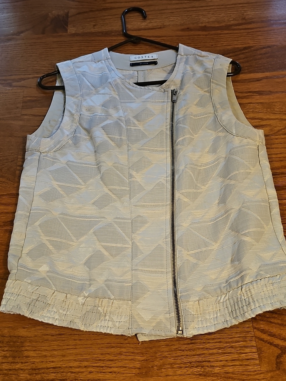 Cream Textured Sleeveless Zip Vest